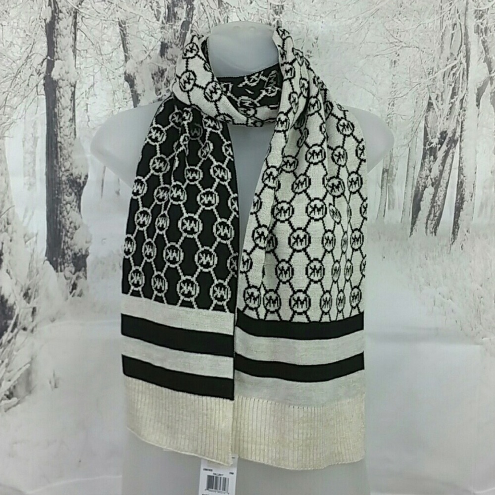 🛑 SOLD Michael Kors MK Sparkly Cream/Black Scarf